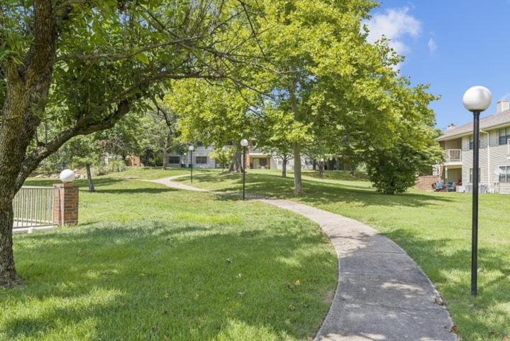 Beautiful Condos At Thousand Hills-Heart Of Branson-Spacious And Affordable Екстериор снимка